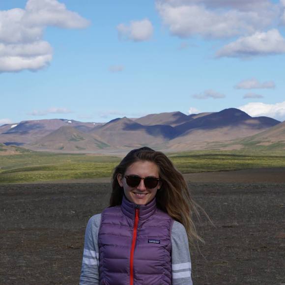 Meet your Posher, Kelsey - Picture 1 of 1